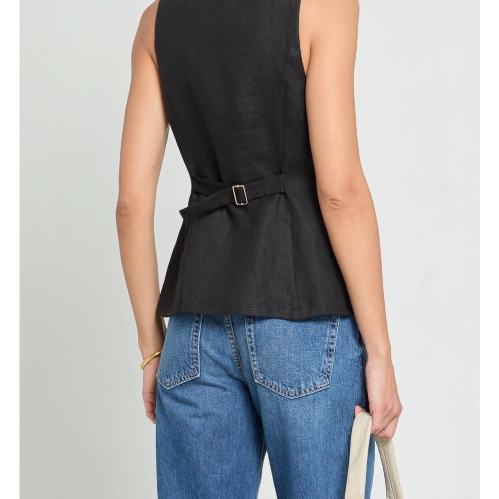 Reformation Black Sleeveless Button-Up Blouse - Picture 2 of 3